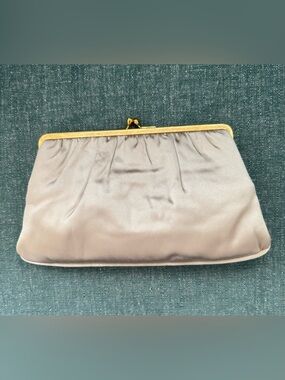 Vintage Magid Champagne/Pale Pink Satin Clutch with Gold Frame Kiss-Lock